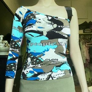 2000’s one sleeve top